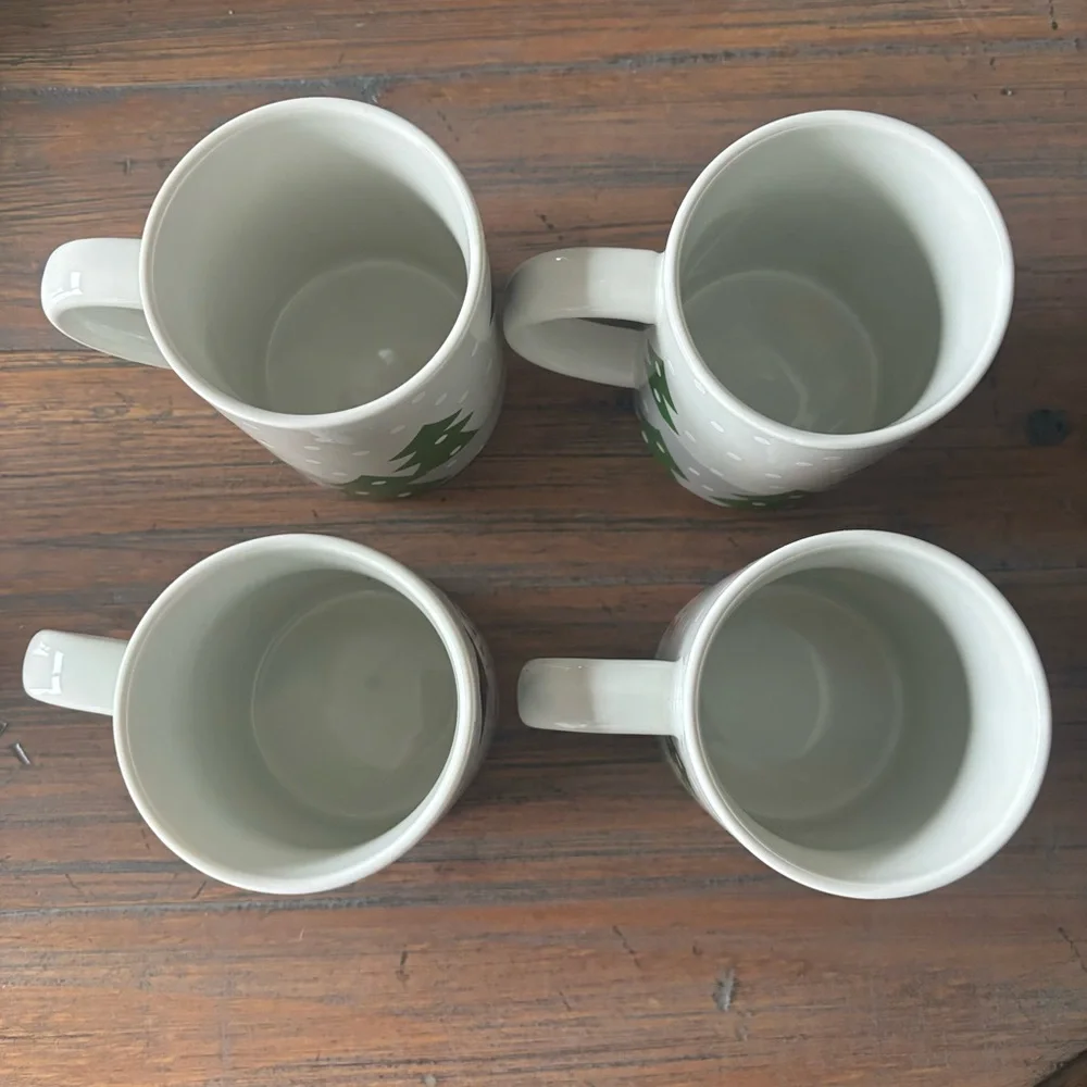 Crate & Barrel set of 4 Joan Anderson 2017 winter snowman ceramic mugs